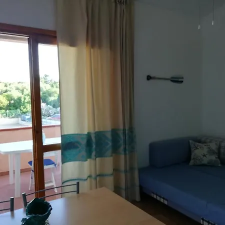 Сasa de vacaciones Il Geranio Badesi